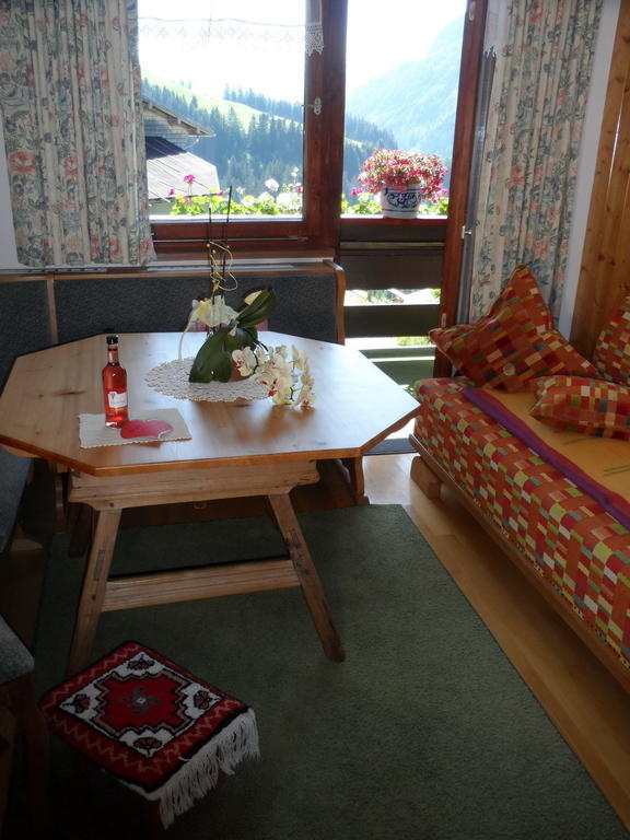 Haus Brunneck Leilighet Warth  Eksteriør bilde